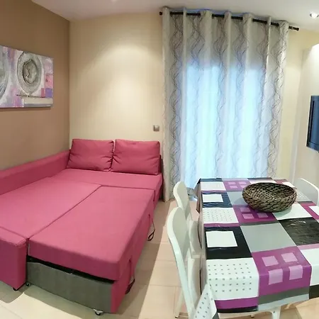 Bed And Go Lloret شقة